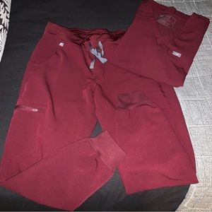 Figs scrubs set M top and S|P jogger